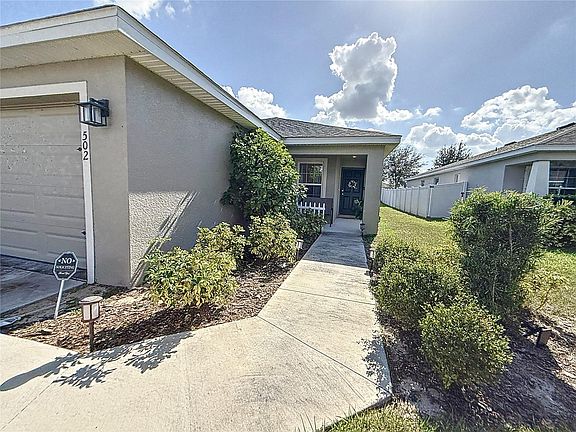 2nd image of 502 Pentas Ln