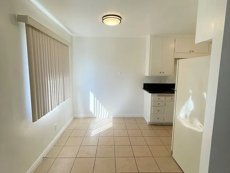 217 Sespe Ave #A-B — Photo 15