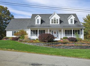 194 High Meadows Rd, Walden, NY 12586