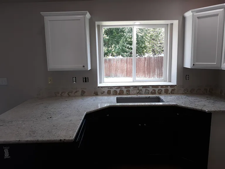 1024 N Principle Way — Photo 3