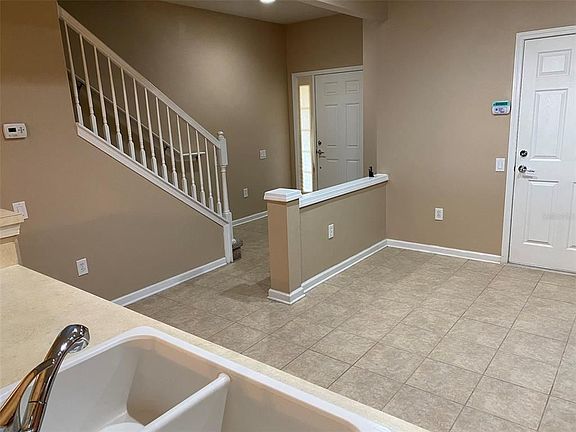 3rd image of 10211 Pink Palmata Ct