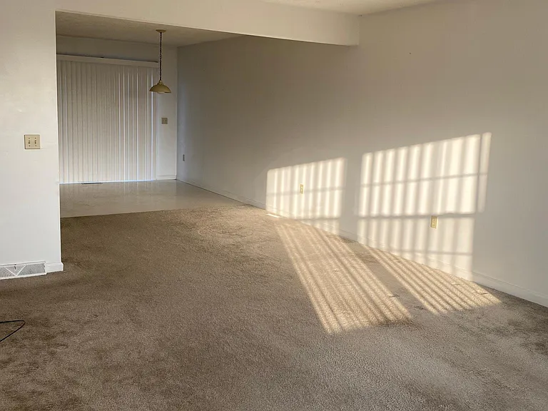 110 Court Side Ln #310 — Photo 26