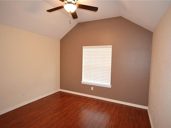 5th image of 2540 Dunbar Dr