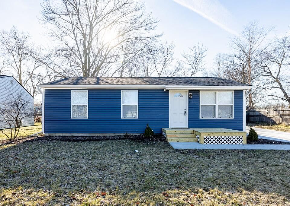 1st image of 11 W Eden Ct