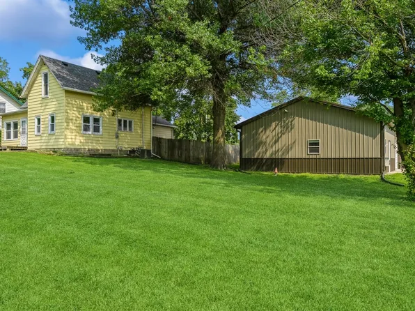 109 E Clanton St, Saint Charles, IA 50240