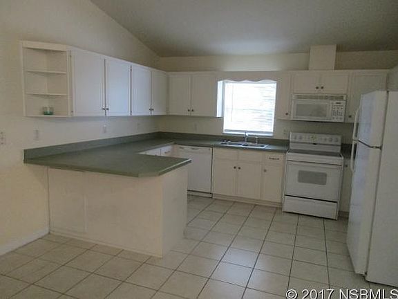 5th image of 703 Dougherty St