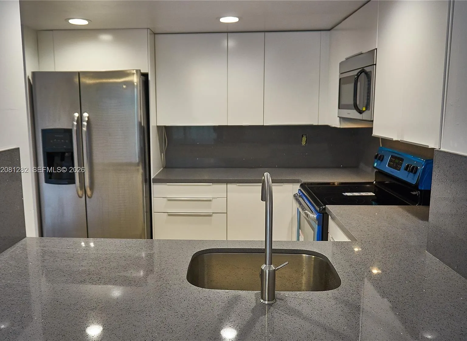 Dadeland Cove Sec 1 — Photo 4