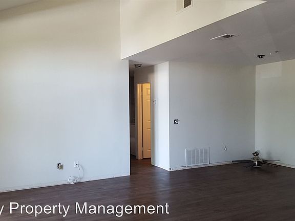 4th image of 1377 Oakdale Ave APT 5