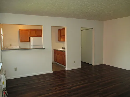 4605 Chippewa St #9 — Photo 4