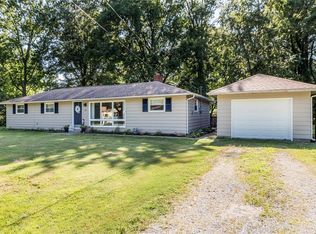 2601 N 13th St, Herrin, IL 62948