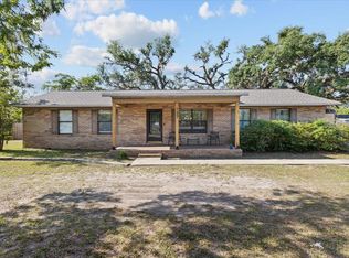 127 E Nancy St, Perry, FL 32347