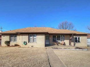 730 S Apple St, Sapulpa, OK 74066