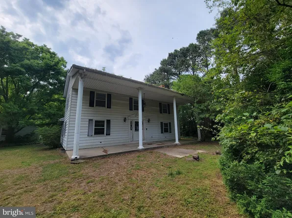 603 Wake Rd, Wake, VA 23176