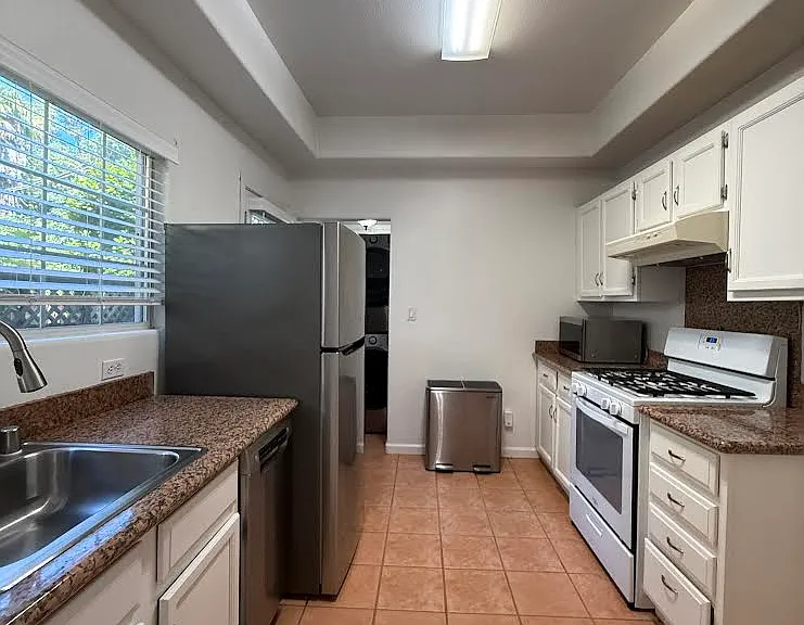 2201 G St #2201 — Photo 6