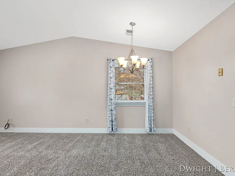 6705 North Dr — Photo 5