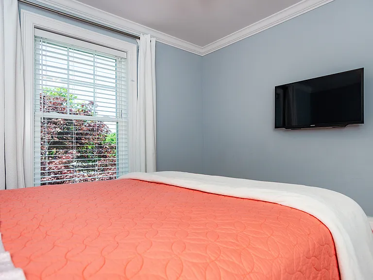 19 Eustis Ave — Photo 31