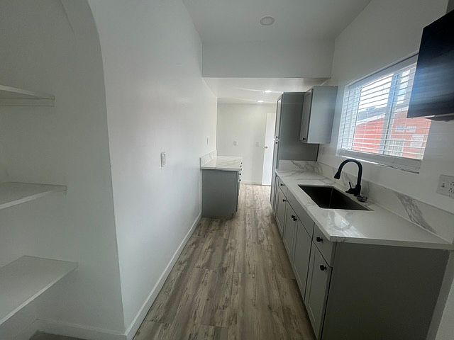 1st image of 1322 N E St APT 1