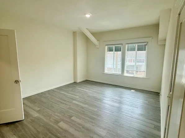 2805-2813A S Vermont Ave, Los Angeles, CA