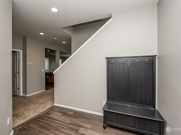 4th image of 19308 18th Avenue Ct E