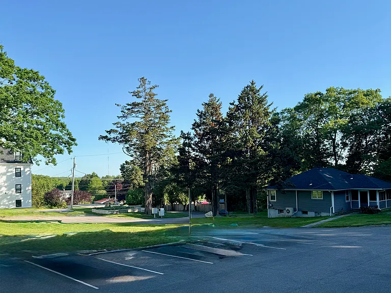 200 Bulgarmarsh Rd #1 — Photo 12