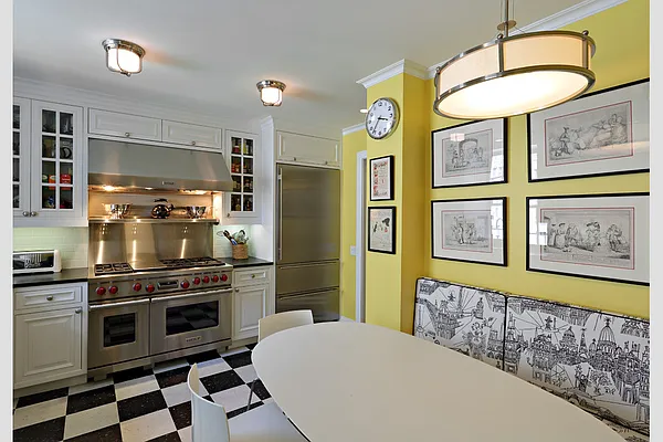 Sold by Stribling | media 5