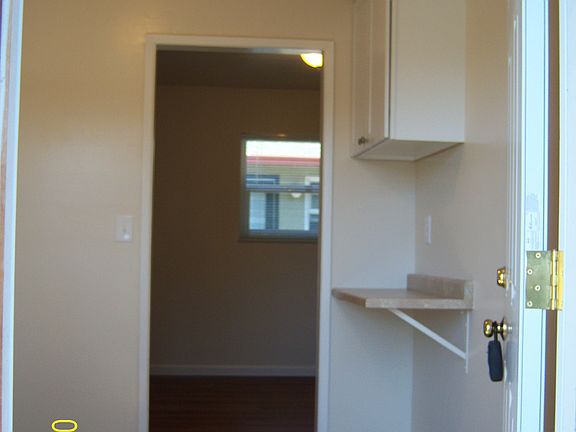 3rd image of 150 Canfield Ave APT 7