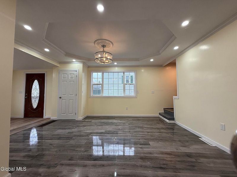 4th image of 23 Wagner Avenue