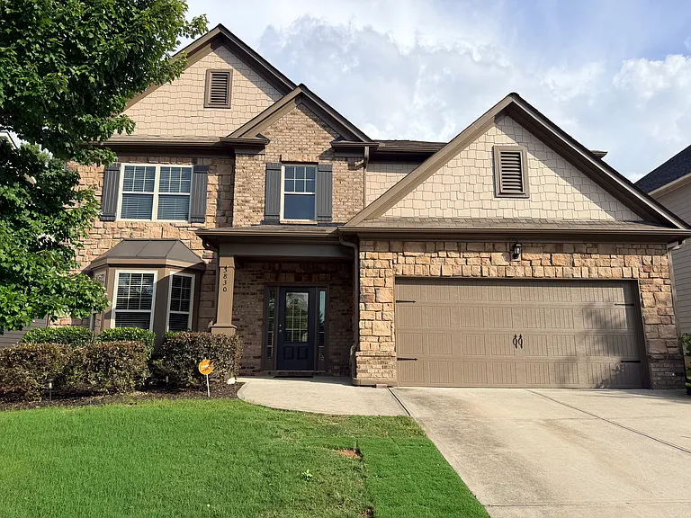 3830 Cordova Ln — Photo 2