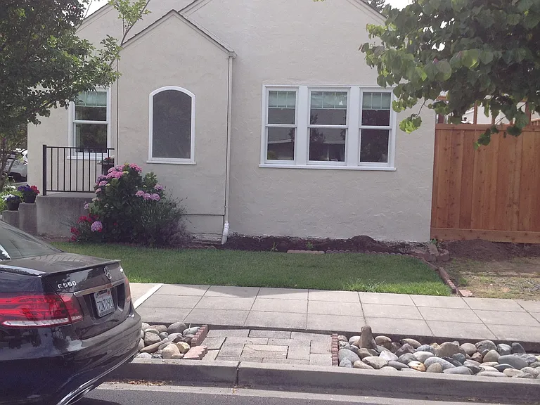 1905 Georgia St — Photo 15