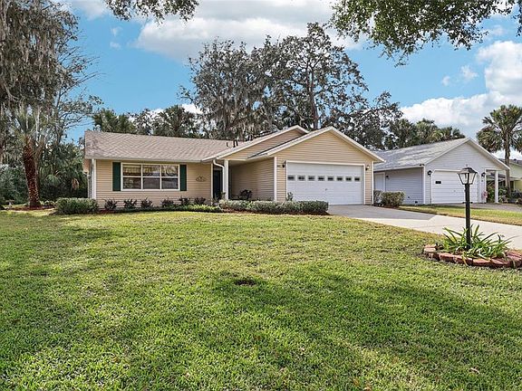 2nd image of 305 Brigadoon Cir