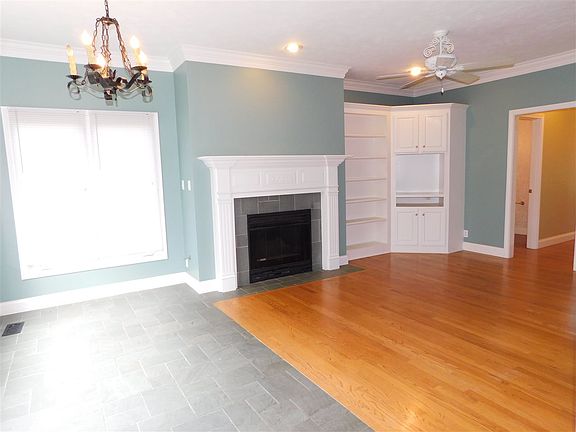 4th image of 20 Oak Mdw