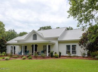 57 County Road 21, Laurel, MS 39443