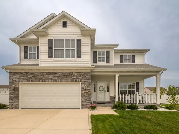 11163 Fayette St, Winfield, IN 46307