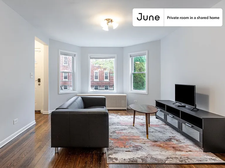 2852 N Lawndale Ave #A — Photo 4