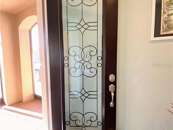 5th image of 462 Colony Orchard Ct