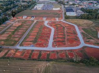 2458 Sandstone Dr, Morristown, TN 37814