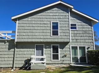 135 April Point Dr N, Montgomery, TX 77356