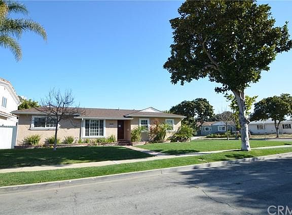 3rd image of 2731 Alvord Ln