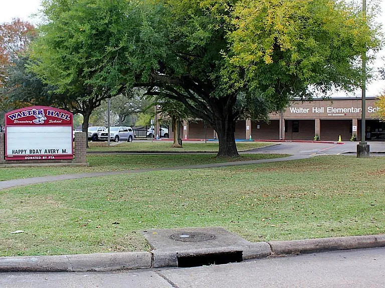 5614 Country Green St — Photo 35
