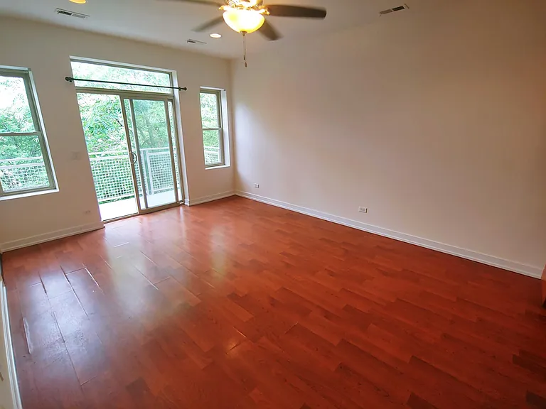 6973 N Ashland Blvd #3N — Photo 10