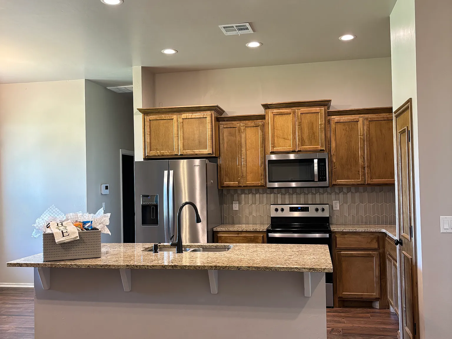 2209 E Grassland Ln. — Photo 4