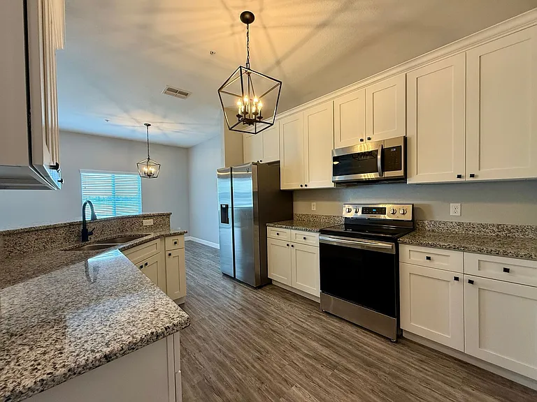 2607 Tanoak Ter — Photo 15