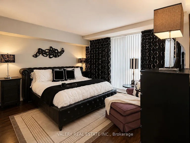 25 Cumberland Ln #214 — Photo 12