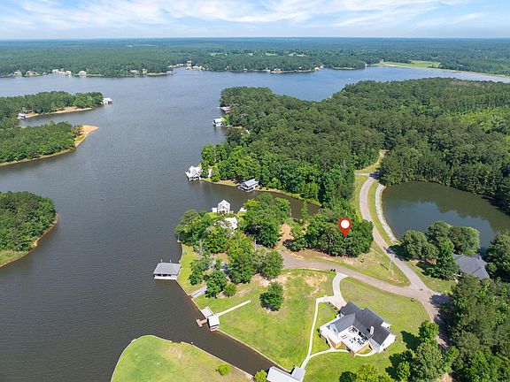 3rd image of 5 Gum Reed Point