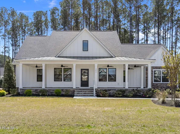 389 Crow Creek Drive NW, Calabash, NC 28467