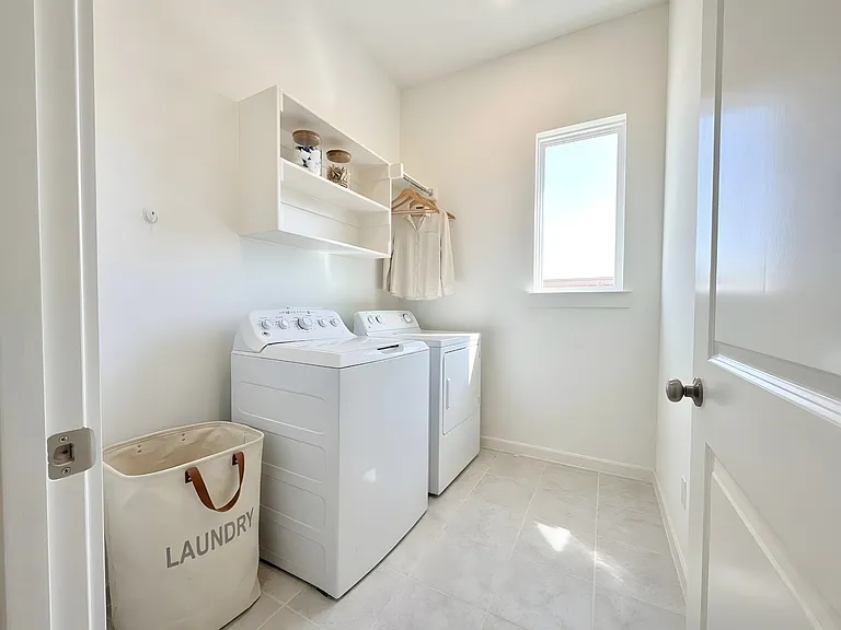 6929 Windfield Way — Photo 24