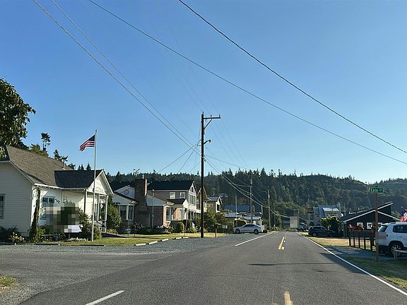5th image of 92 Utsalady Rd