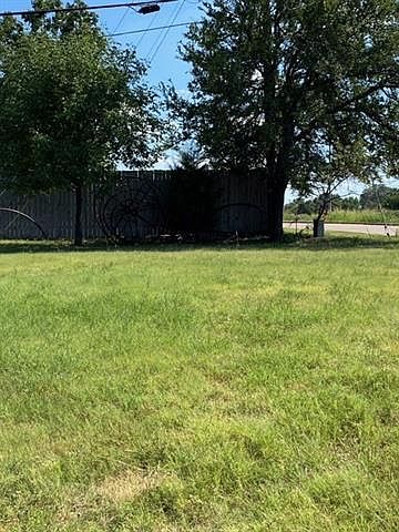 1st image of 2708 Pamela Ln