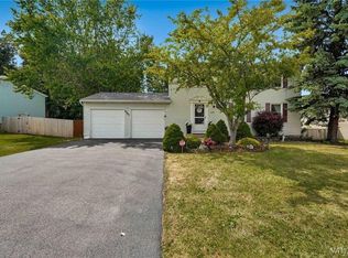 5007 Overlook Point, Hamburg, NY 14075