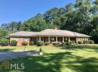 909 Mockingbird Ln, Griffin, GA 30224